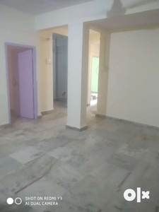 3bhk flat on rent with 2 gallery's facing main road