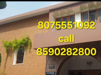 3bhk Fully furnished up stair rent aluva bank junction