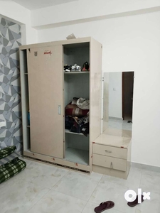3bhk semi furnished flat with lift Peermuchala location