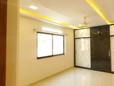 3BHK Spacious, Corner, 3 side open ,Furnished, flat available for rent