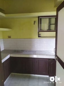 999 sqft 2 BHK 2 bathroom flat for rent family 600mter bus stop