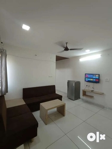 Call for furnished & spacious 1bhk flat in scheme 114 ! Brokerage free