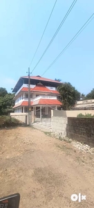 Excutive bacherlers 5 bhk indipentent house for rent tripunithura