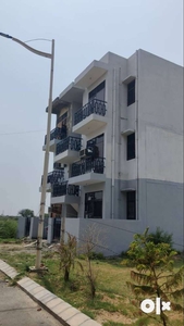Flat For Rent Housing Board Omaxe City Delhi road/suncity sec34 Rohtak