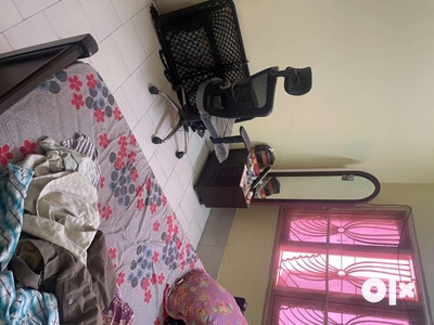 Furnished 2 BHK 1st Floor House with Good Location House For Rent