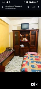 I Need Roomate pg in 1bhk flat Near versova bus stop