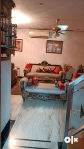 Independent 14 marla facing park double kothi sector 34 Chandigarh