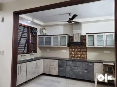 Ownerfree 3bhk ground floor facing park for rent sector 44 chandigarh