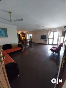 Spacious 3bhk furnished flat available for family