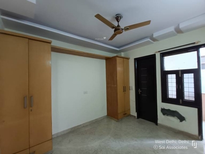 1080 sq ft 3 BHK 2T BuilderFloor for rent in Project at Tagore Garden Extension, Delhi by Agent Sharma and Associates