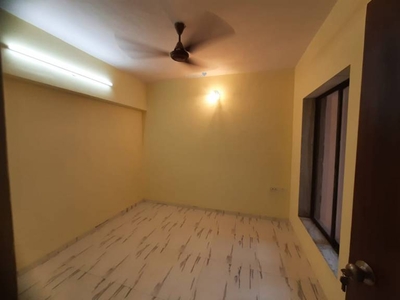 800 sq ft 2 BHK 2T Apartment for rent in Royal Palms Garden View at Goregaon East, Mumbai by Agent Royal Property Consultancy