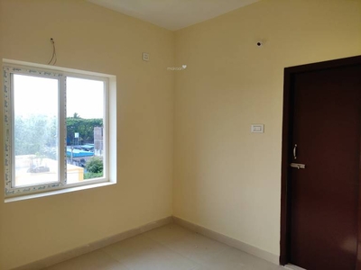 901 sq ft 2 BHK 2T North facing Completed property Apartment for sale at Rs 43.66 lacs in Project in Kovur, Chennai