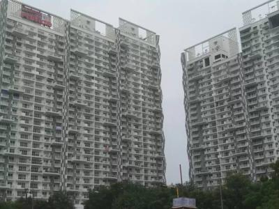 2500 sq ft 3 BHK 3T Apartment for rent in Prateek Edifice at Sector 107, Noida by Agent A K Property