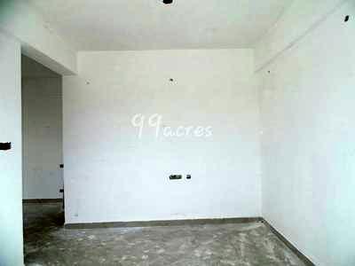2 BHK Flat / Apartment For SALE 5 mins from Old Madras Road