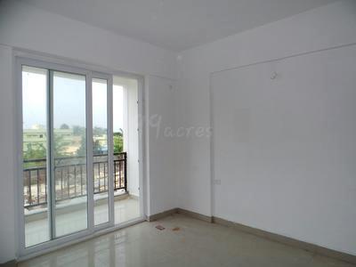 3 BHK Flat / Apartment For SALE 5 mins from Budigere