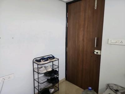 2 BHK Flat for rent in Airoli, Navi Mumbai - 890 Sqft