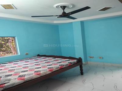 2 BHK Flat for rent in Khidirpur, Kolkata - 400 Sqft