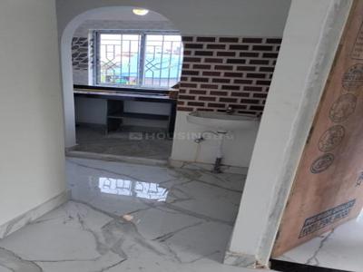 2 BHK Flat for rent in South Dum Dum, Kolkata - 810 Sqft
