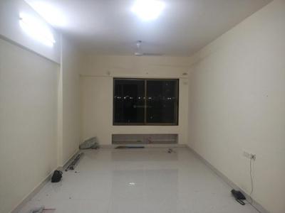 2 BHK Flat for rent in Colaba, Mumbai - 1050 Sqft