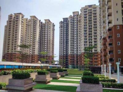 1835 sq ft 3 BHK 4T NorthEast facing Apartment for sale at Rs 92.00 lacs in Nimbus Hyde Park 8th floor in Sector 78, Noida