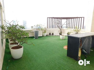 Very spacious 3 bhk fully furnished