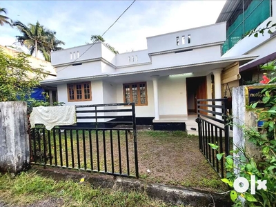 3 cent 750 sqft 2 bed rooms house in kongorpilly near Varapuzha
