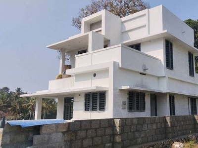 Elegant home near vadakkencherry