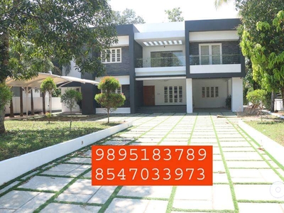 House near Ettumanoor 5 bed 5010 sq feet 42 cents 3 crore