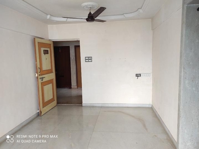 1 BHK Flat for rent in Kandivali East, Mumbai - 525 Sqft