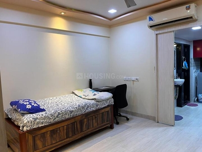 1 RK Flat for rent in Prabhadevi, Mumbai - 340 Sqft