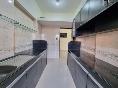 2 BHK Flat for rent in Malad West, Mumbai - 1019 Sqft