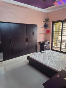 2 BHK Flat for rent in Malad West, Mumbai - 810 Sqft