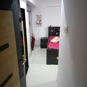 2 BHK Flat for rent in Mira Road East, Mumbai - 995 Sqft