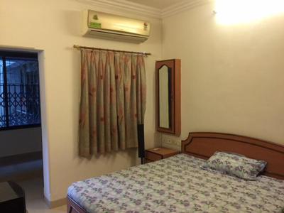 1000 sq ft 2 BHK 2T Apartment for rent in Meethi Hill Crest Apartment at Bandra West, Mumbai by Agent Laabh Properties