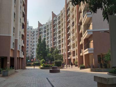 1000 sq ft 2 BHK 2T South facing Apartment for sale at Rs 65.00 lacs in Sattva H And M Royal 6th floor in Kondhwa, Pune