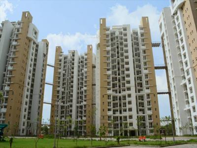 1234 sq ft 2 BHK 2T Completed property Apartment for sale at Rs 38.50 lacs in Logix Blossom Greens in Sector 143, Noida