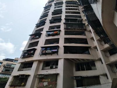 1300 sq ft 2 BHK 3T Apartment for rent in HDIL Dheeraj Gaurav Heights at Andheri West, Mumbai by Agent Faruqi Estates