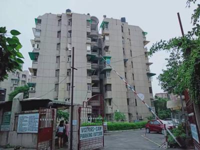 1300 sq ft 3 BHK 1T Completed property Apartment for sale at Rs 1.30 crore in CGHS Chandanwari Apartments in Sector 10 Dwarka, Delhi