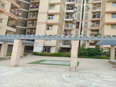 1315 sq ft 3 BHK 2T NorthEast facing Apartment for sale at Rs 65.00 lacs in Amrapali Princely Estate in Sector 76, Noida