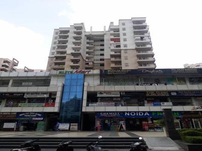 1555 sq ft 3 BHK 3T NorthEast facing Apartment for sale at Rs 1.10 crore in HR Buildcon Elite Homz in Sector 77, Noida