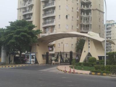 1790 sq ft 3 BHK 3T NorthEast facing Apartment for sale at Rs 82.00 lacs in Supertech Emerald Court in Sector 93A, Noida
