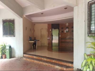 1800 sq ft 3 BHK 3T Apartment for rent in Project at Parel, Mumbai by Agent Azuroin