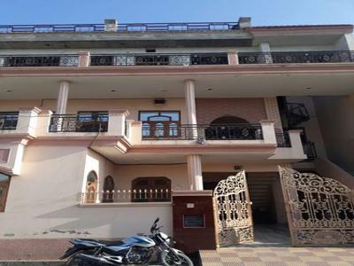 1800 sq ft 4 BHK 3T South facing Completed property Villa for sale at Rs 6.96 crore in Project in Paschim Vihar, Delhi
