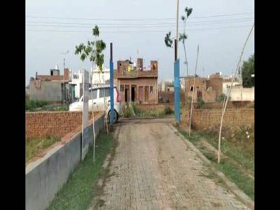 270 sq ft East facing Plot for sale at Rs 3.75 lacs in Ajay Nagar in Molar band Extension, Delhi