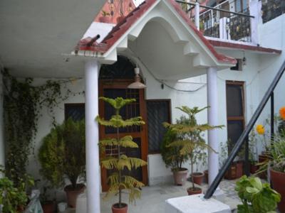 2854 sq ft 4 BHK 4T South facing Villa for sale at Rs 11.26 crore in B kumar and brothers in Malviya Nagar, Delhi