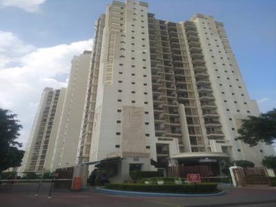 3000 sq ft 4 BHK 5T NorthEast facing Completed property Apartment for sale at Rs 5.25 crore in DLF The Summit in Sector 54, Gurgaon