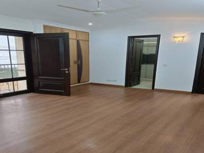 3100 sq ft 4 BHK 4T South facing Completed property BuilderFloor for sale at Rs 3.60 crore in Project in Chittaranjan Park, Delhi