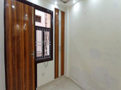 550 sq ft 2 BHK 2T East facing BuilderFloor for sale at Rs 25.00 lacs in Project in Dwarka Mor, Delhi