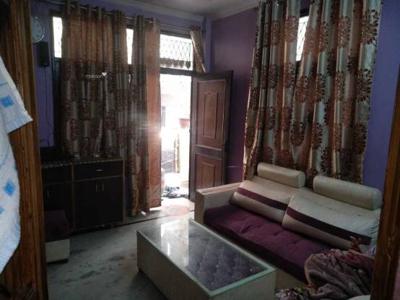 810 sq ft 3 BHK 2T BuilderFloor for sale at Rs 42.00 lacs in Project 1th floor in Sudarshan Park, Delhi