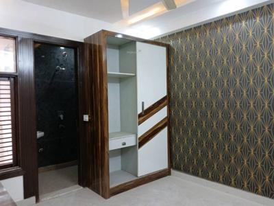 810 sq ft 3 BHK 2T SouthEast facing Completed property BuilderFloor for sale at Rs 47.00 lacs in Project in Matiala, Delhi